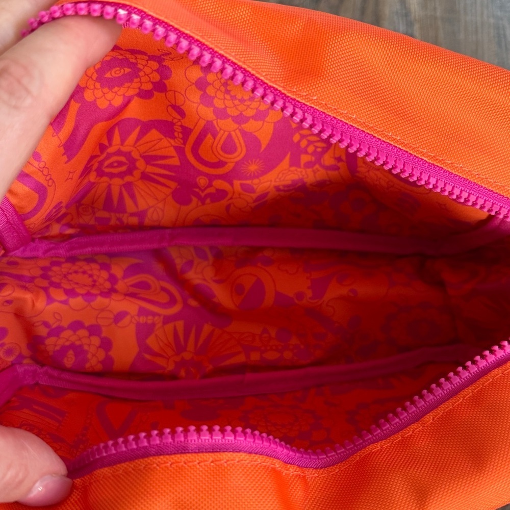Amika | Pair of Cosmetic Bags - Picture 4 of 5